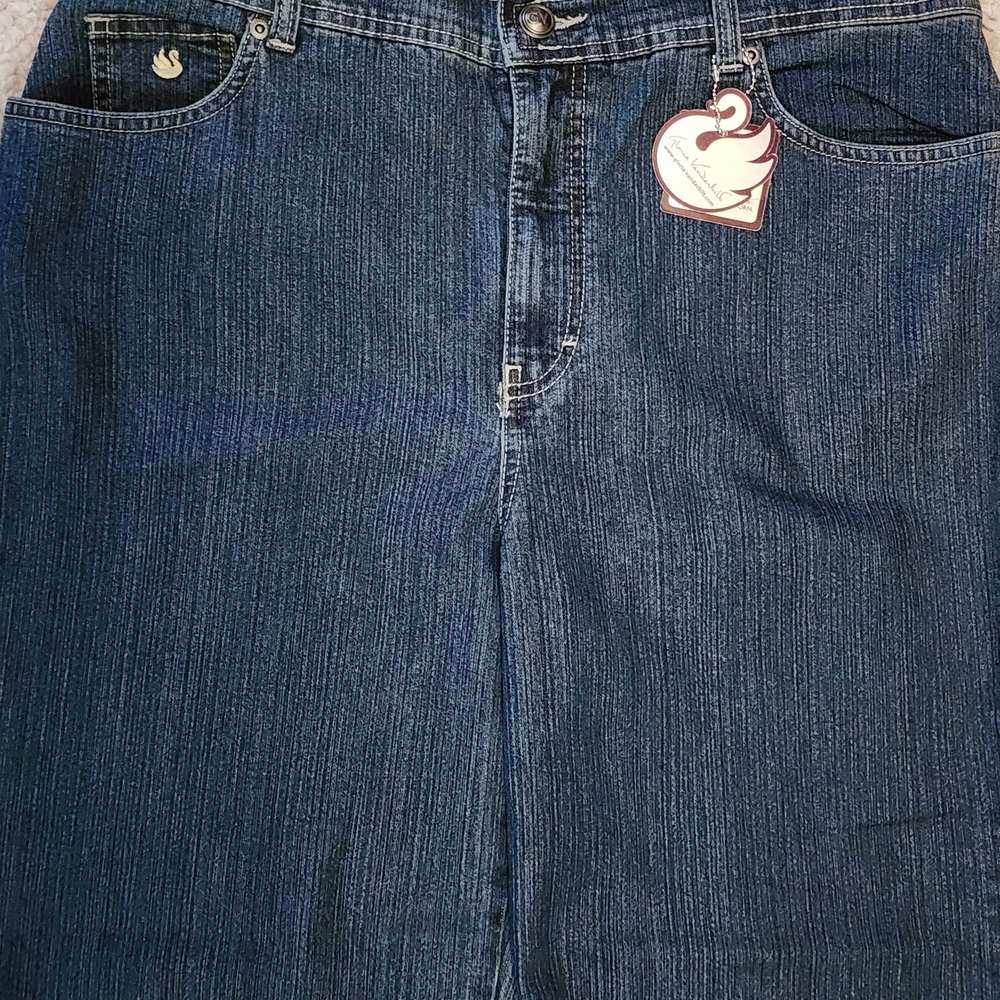 Vintage Gloria Vanderbilt Women's Jeans.
